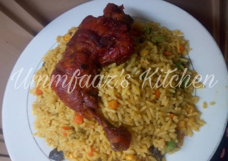 Easiest Way to Prepare Quick Fried rice and chicken