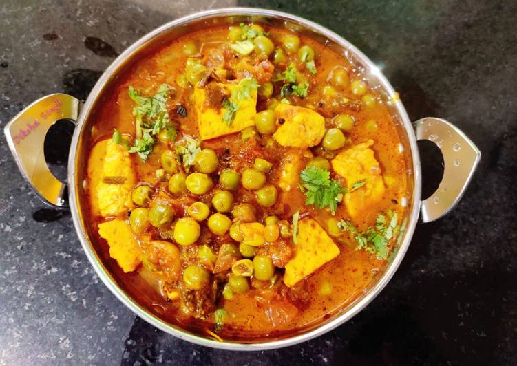 Recipe of Super Quick Homemade Matar paneer