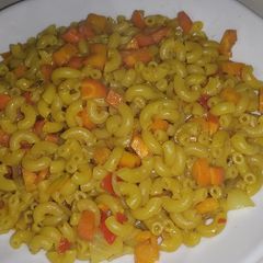 A picture of Carrot macaroni.