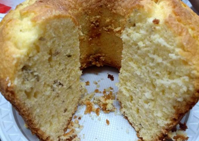 Bolo de fubá com erva doce fofinho e simples