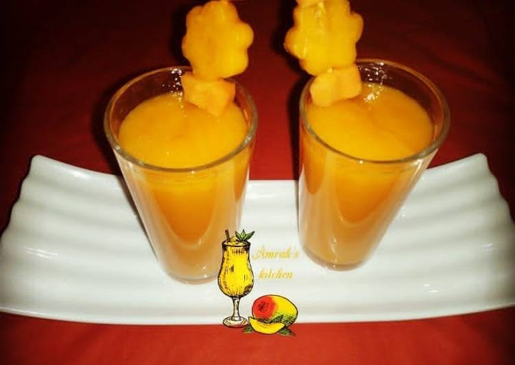 Papaya and carrot smoothie