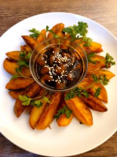 عکسی از دستور سیب زمینی سرخ شده 🍟