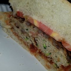 A picture of Turkey Burger.