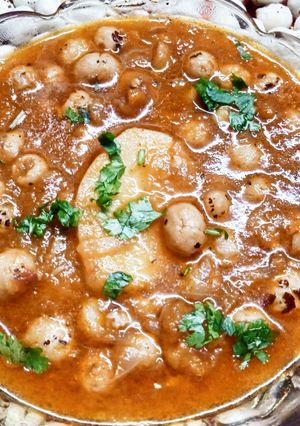 सिंधी स्पेशल आलू मखाना सब्जी (sindhi special aloo makhana sabzi recipe in Hindi) रेसिपी मुख्य फोटो