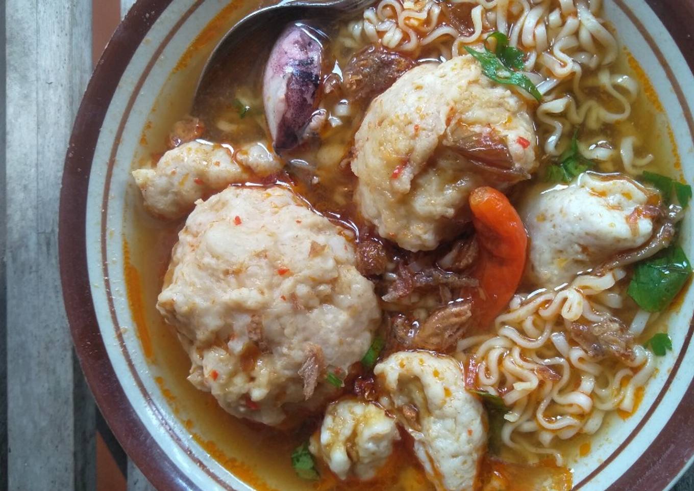 Bakso Mercon kuah pedas