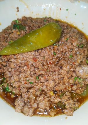 A picture of Karahi qeema.