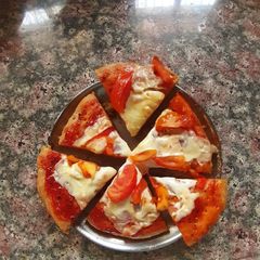 A picture of Pizza.