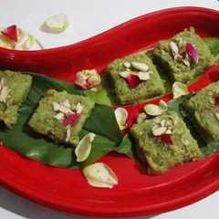 A picture of লাউয়ের বরফি (lauer barfi recipe in bengali).