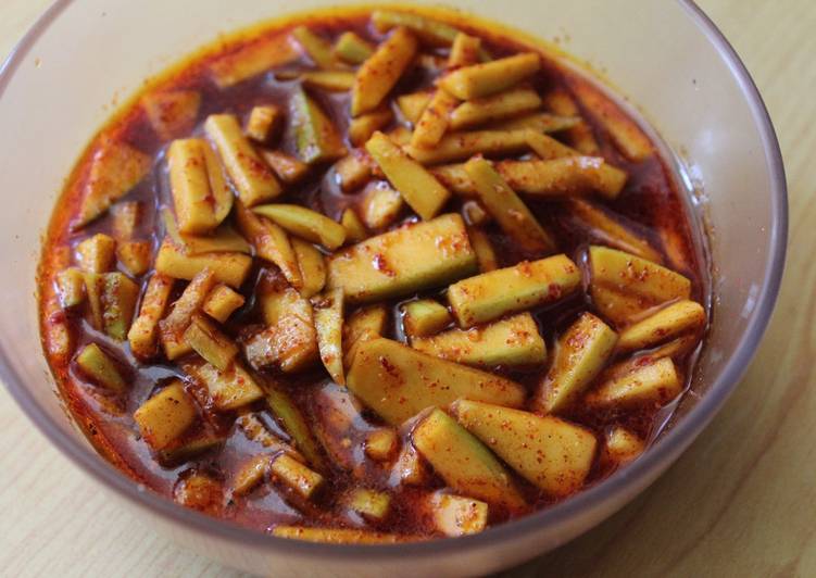 Menthi Mukkallu /Raw Mango pieces In Menthi Powder