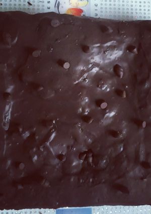 A picture of No Oven Decadent Chocolate Cake.