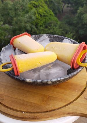 A picture of Instant mango Kulfi.
