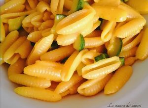 Foto di 💛Gnocchetti sardi allo zafferano e zucchine 💛