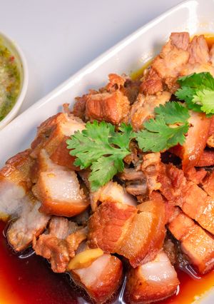 รูปของ หมูสามชั้นต้มน้ำปลา