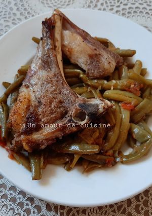 Une photo de Côtelettes aux haricots verts 🍴