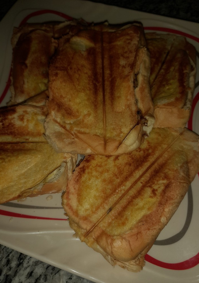 A picture of Toasted bread.