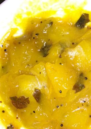 A picture of Mango chutney.