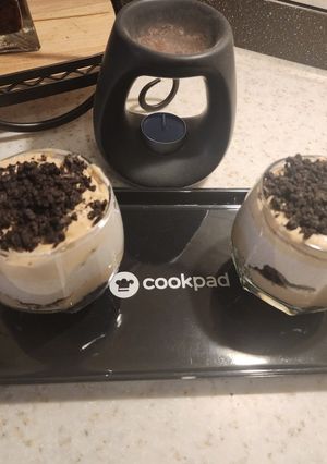 A picture of Oreo and Caramel Dessert.
