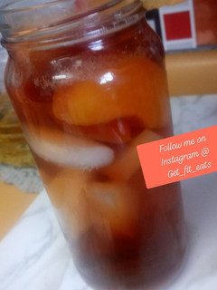 A picture of 🍑peach ice tea.