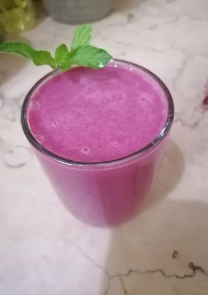 صورة لوصفة طريقة عمل عصير شمندر صحي ولذيذ جداً بثلاث مكونات فقط 😋😋