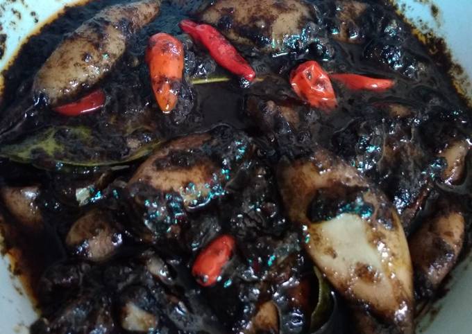 Resep Balakutak Cumi / Cumi Hitam yang Bikin Ngiler