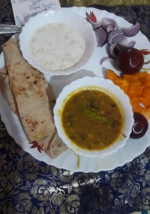 A picture of Maa Chole dal butter tadka.