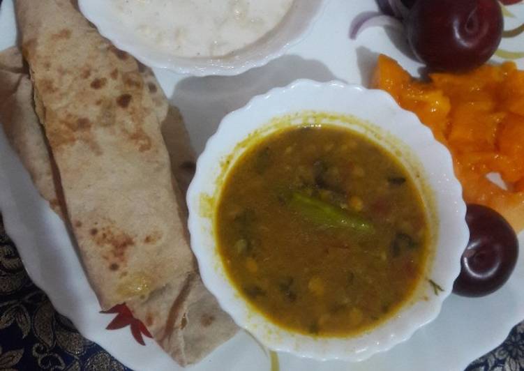 Recipe of Homemade Maa Chole dal butter tadka