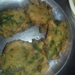 A picture of Methi Pakora.