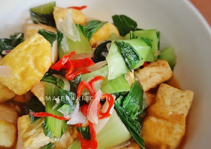 Tumis pokcoy tahu kuning