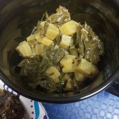 A picture of Golden Beets with Grape Leaves.