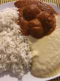 Albóndigas con puré de papa amarilla