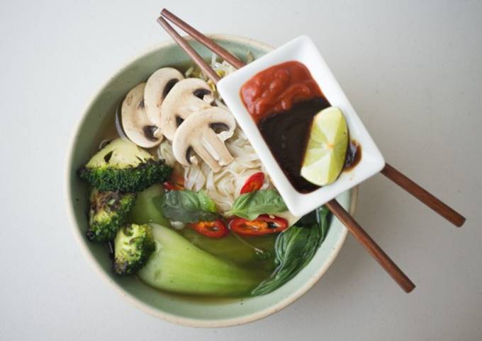 Step-by-Step Guide to Make Homemade Vegetarian Pho