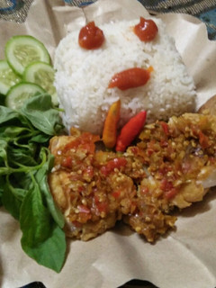 Foto resep Ayam geprek mami mantul