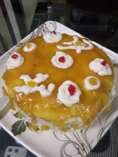 मँगो ग्लेज केक (mango glaze cake recipe in marathi) रेसिपी चे मुख्य फोटो 
