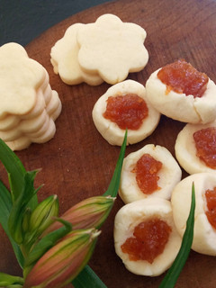 Una foto de Galletitas de masa frola sin gluten, lácteos ni huevo