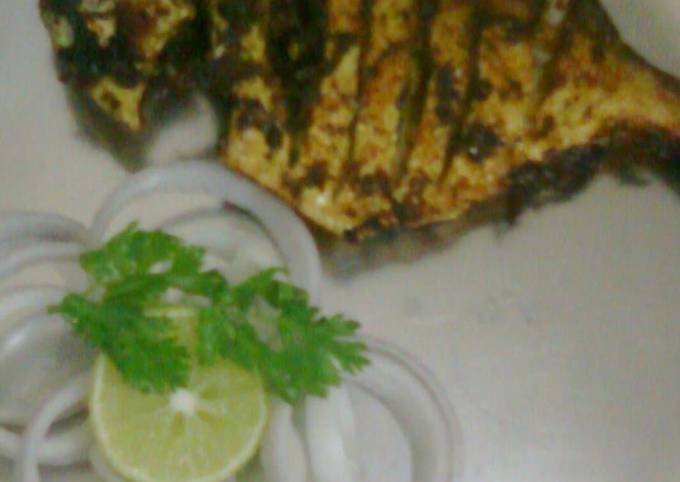 Grilled Pomfret for dinner :) Recipe
