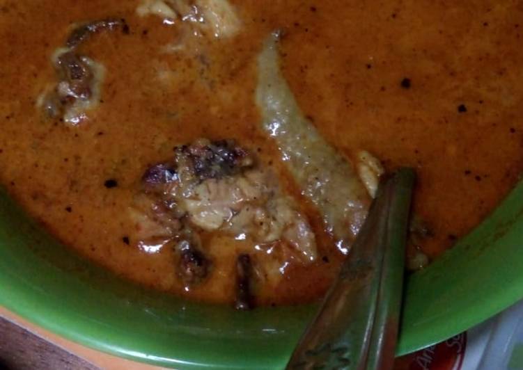 Ayam panggang kuah pedas