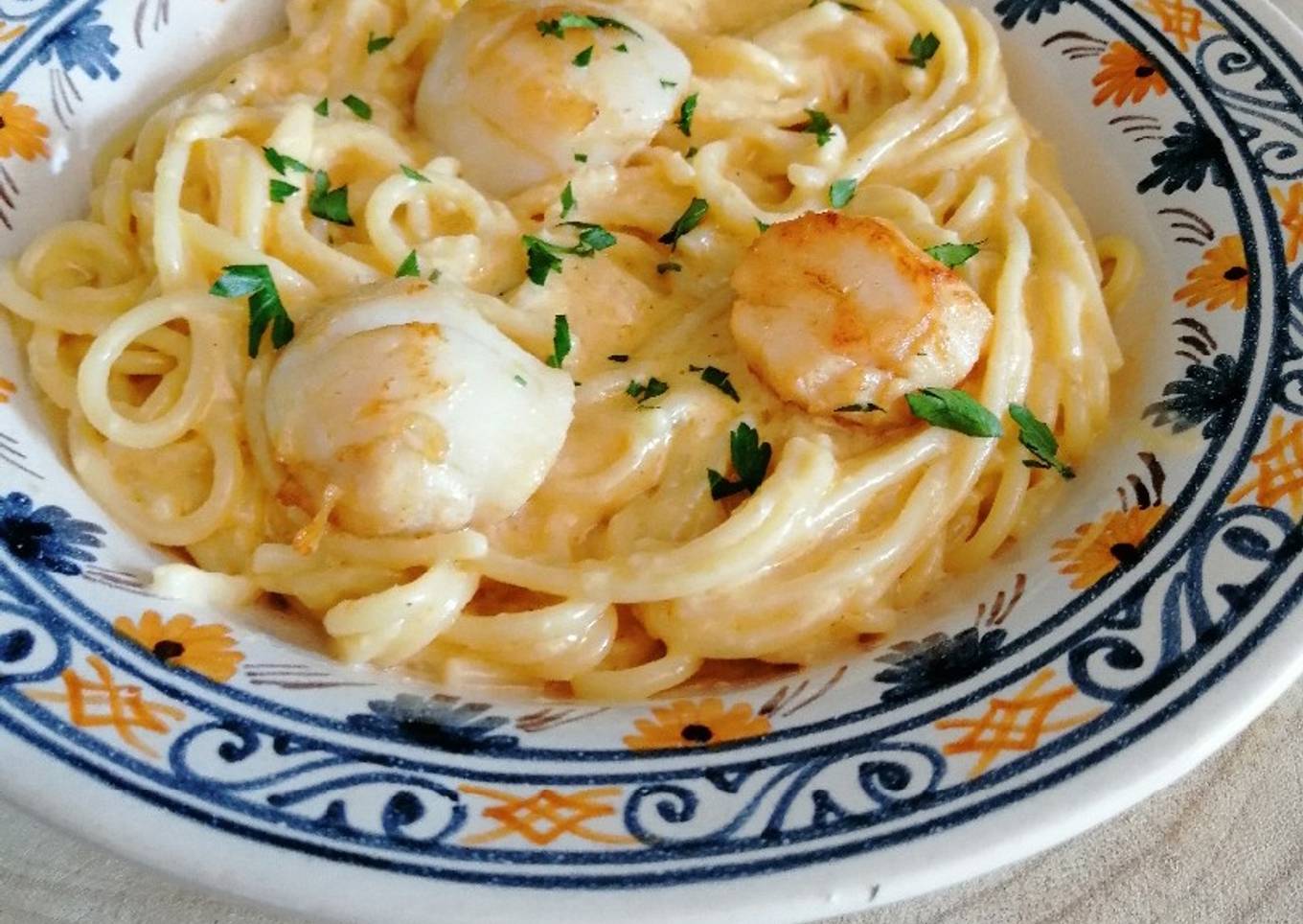 Spaghetti con vieiras