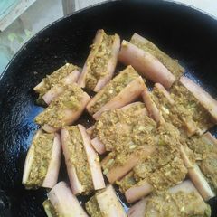 A picture of Masala beeh.