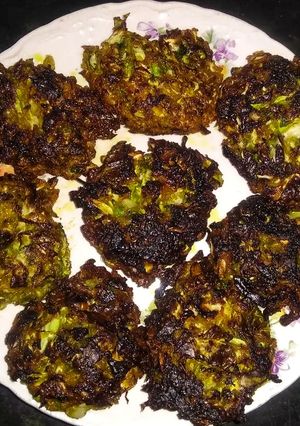 বাঁধাকপির পকোড়া(bandhakopir pakoda recipe in Bengali) রেসিপির প্রধান ছবি