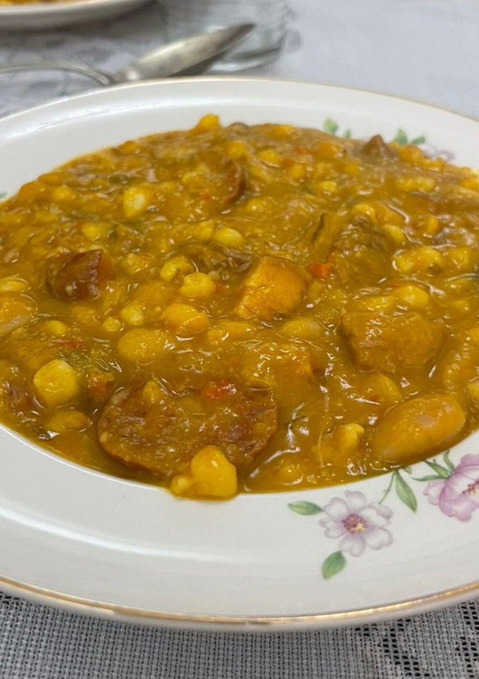 Una foto de Locro criollo para todos los gustos