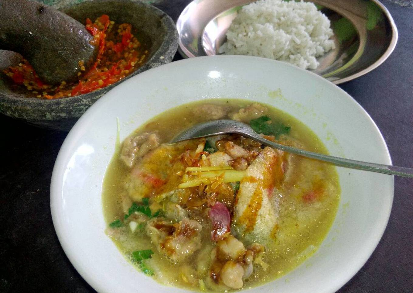 Kuah kuning soto sapi