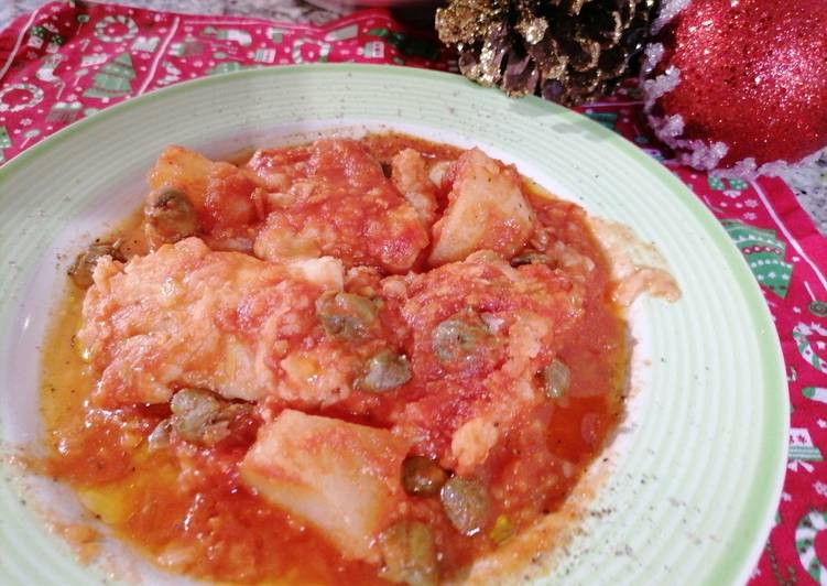 Baccalà fritto e messo in salsa, con le patate