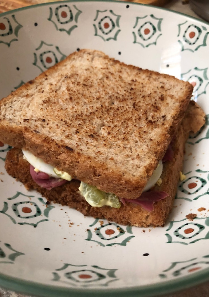 Una foto de Sándwich de Pastrami estilo Nueva York