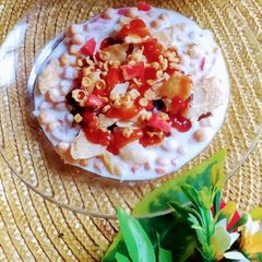 A picture of Chana chat.