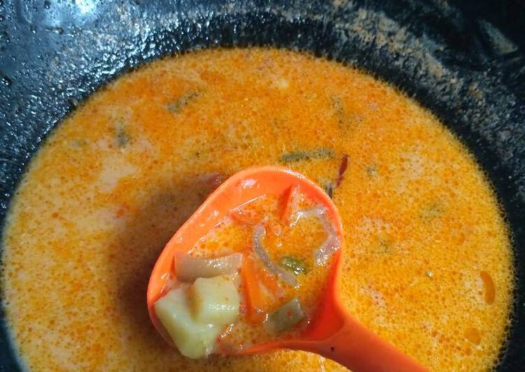 Resep Sayur santan kentang wortel buncis untuk lontong yang Menggugah Selera