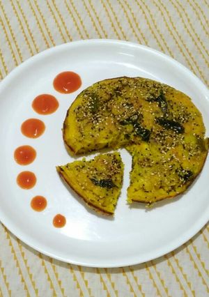 A picture of Instant suji pan handva.
