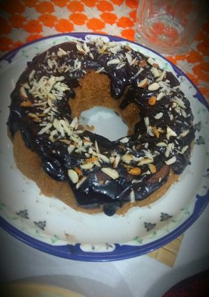 A picture of Donut cake.