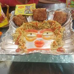 A picture of Maggi bread roll.