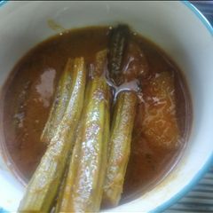 A picture of Drumstick in gravy.