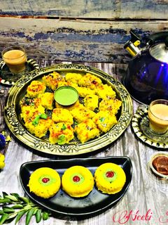દૂધી ના ઢોકળાં (Dudhi Dhokla Recipe In Gujarati) રેસીપી મુખ્ય ફોટો